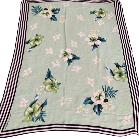 Maryan Mehlhorn textured silk scarf or swimsuit cover up, ECU - Picture 4 of 10